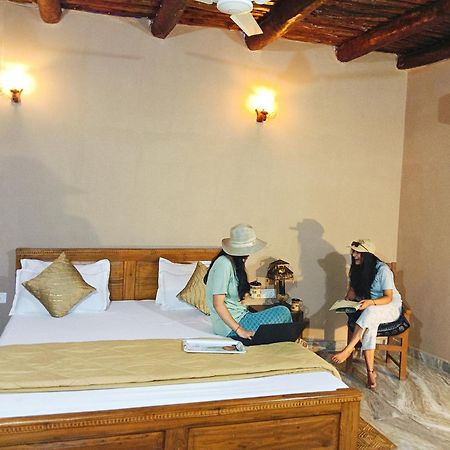 Sadhna Sadan Homestay Panna Madla Bagian luar foto