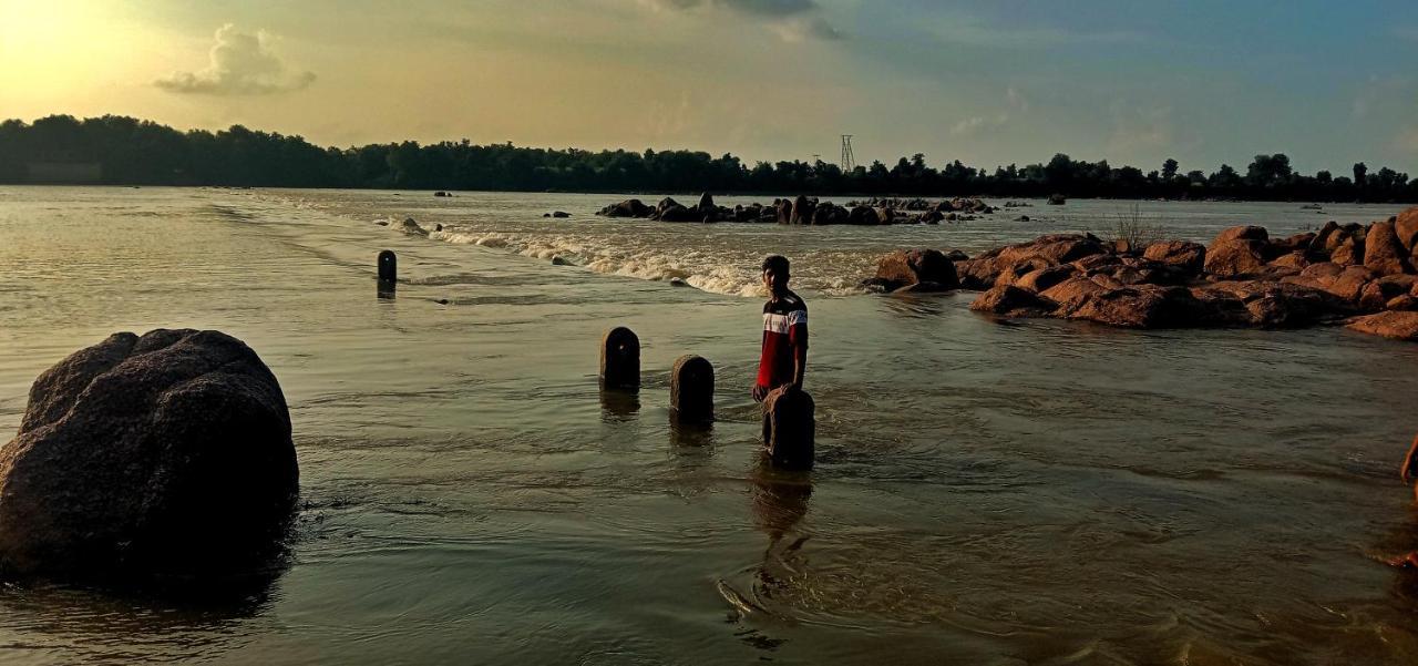 Sadhna Sadan Homestay Panna Madla Bagian luar foto