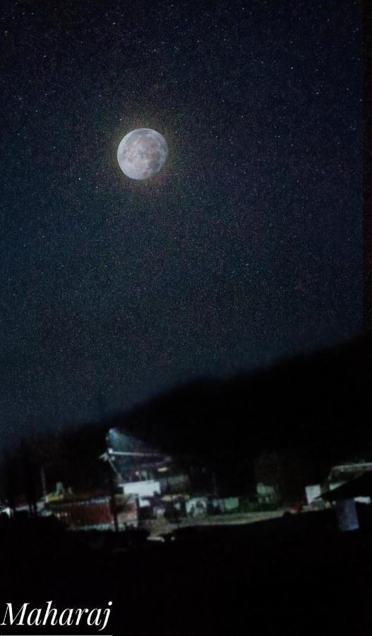 Sadhna Sadan Homestay Panna Madla Bagian luar foto