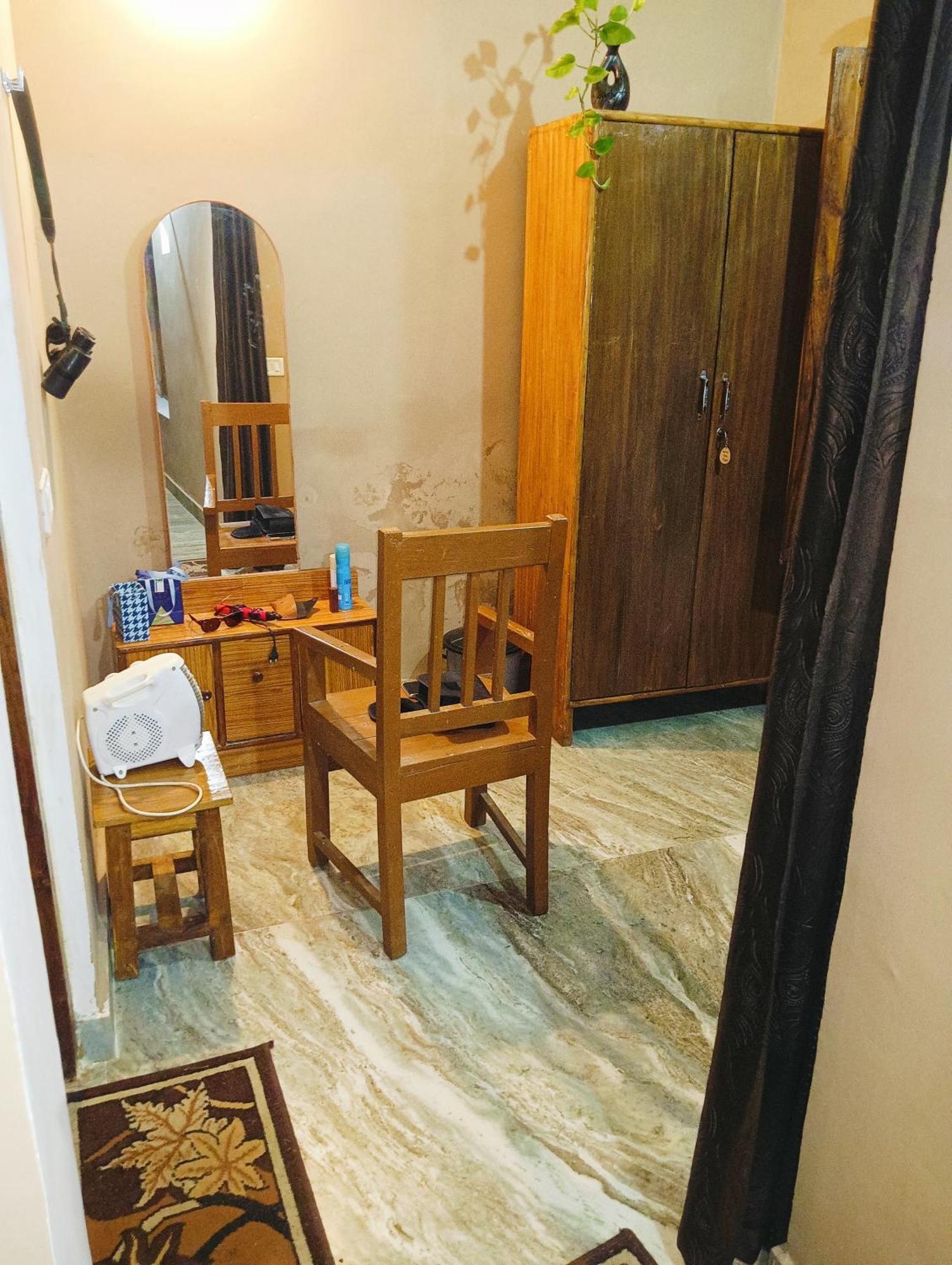 Sadhna Sadan Homestay Panna Madla Bagian luar foto